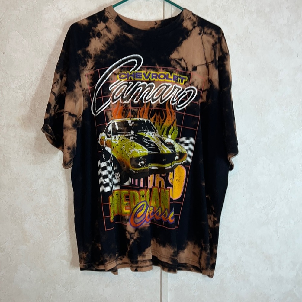 Camaro Black and bleach tie dye 2x / oversized Cute graphic shirt!